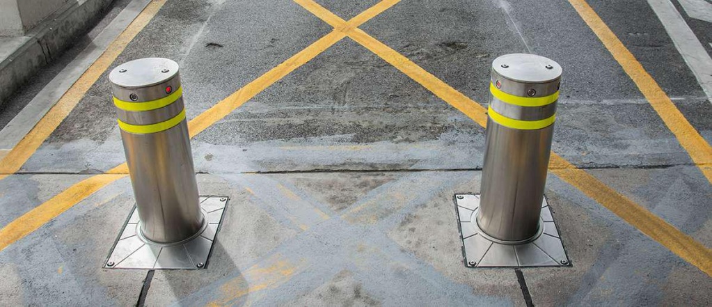 bollard.jpg